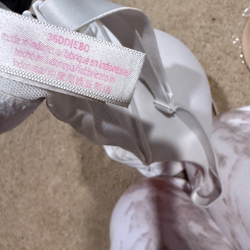 New/Used 11 Bra Bundle only $25 - Mostly DD/E/F Cups (Sizes 34-38) intimates - Picture 10 of 12